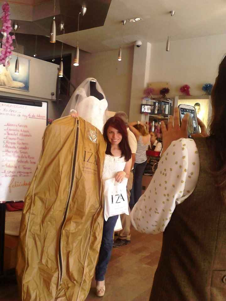 YA TENGO MI VESTIIIDO