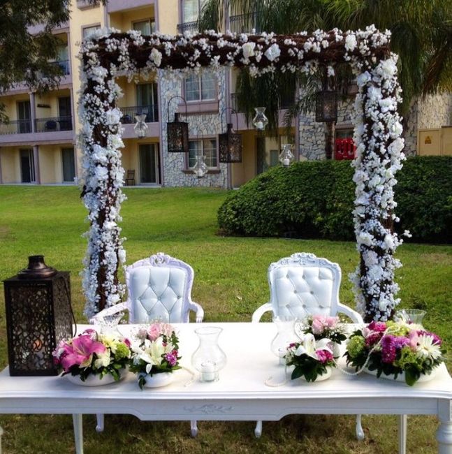 Mesa para los novios.... - 10