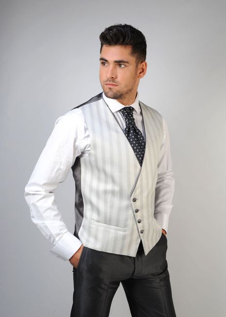 Accesorio novio: chaleco 5