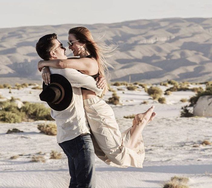 Ayuda save the date 1