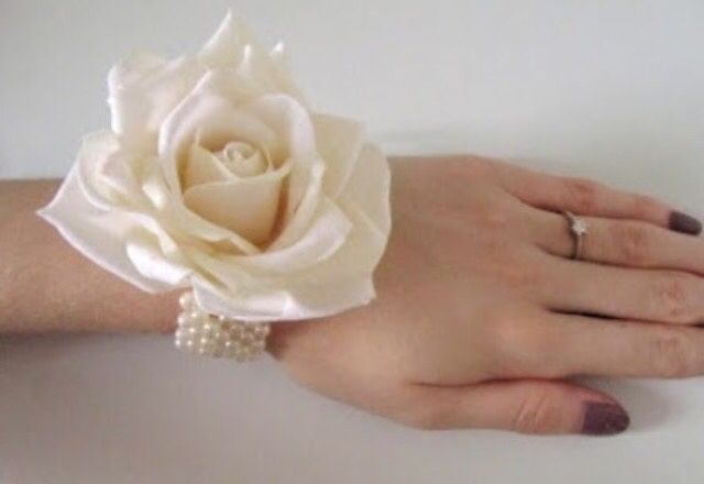 Auxilio!!! corsages para damas - 1