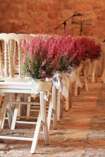 Pagar más por los arreglos florales que la iglesia - 1