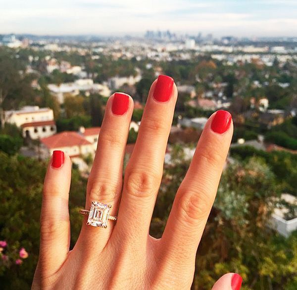  10 ideas para fotos a tu anillo de compromiso 💍 - 15