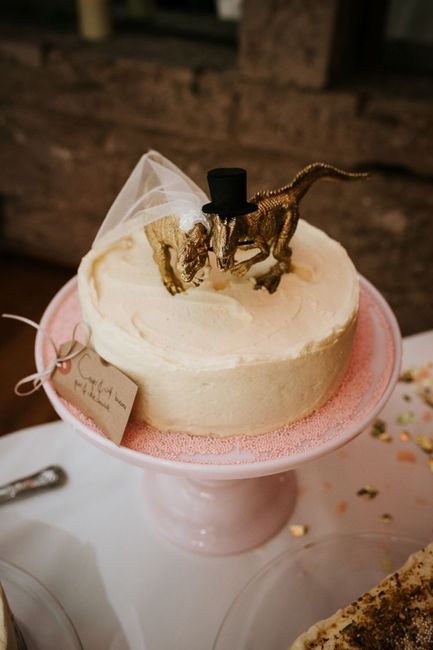 Dinosaur cake topper - 4