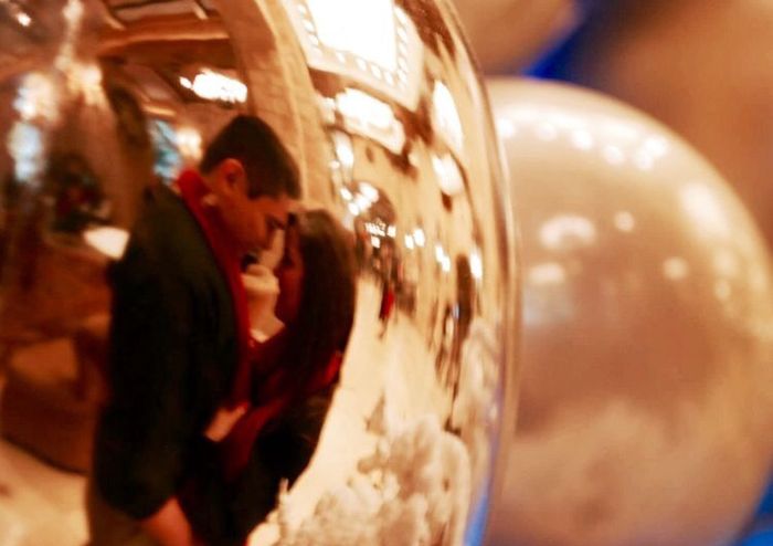 Ideas con temática navideña para tus fotos en pareja🎄 - 13