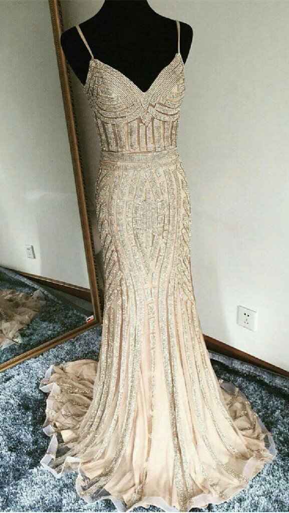 5 hermosos vestidos color champagne - 1