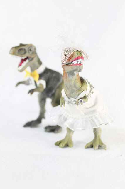 Dinosaur cake topper - 2