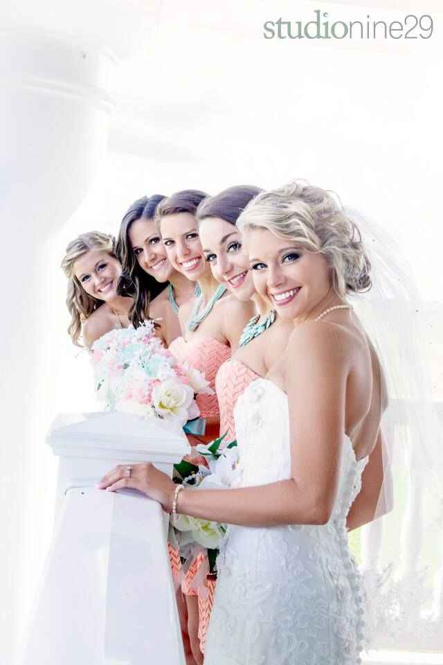 23 imágenes inspiración: Bride & bridesmaids - 16