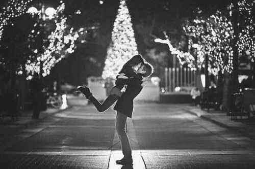 Ideas con temática navideña para tus fotos en pareja🎄 - 5