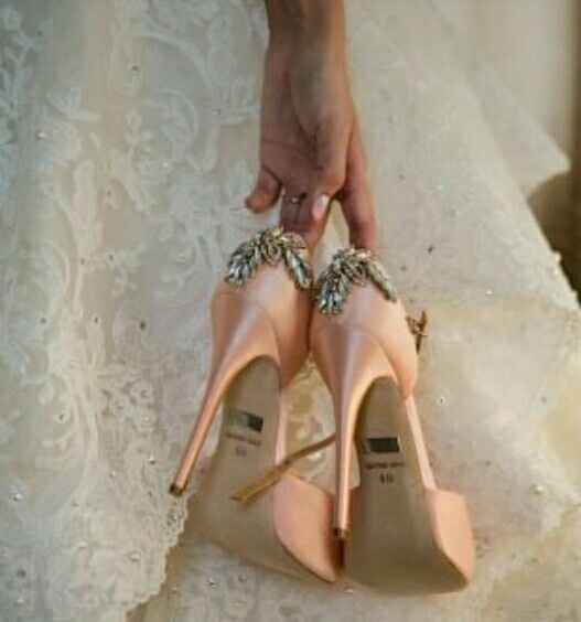 Las zapatillas de boda - 2