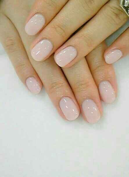 Octubre rosa:  uñas de novia - 1