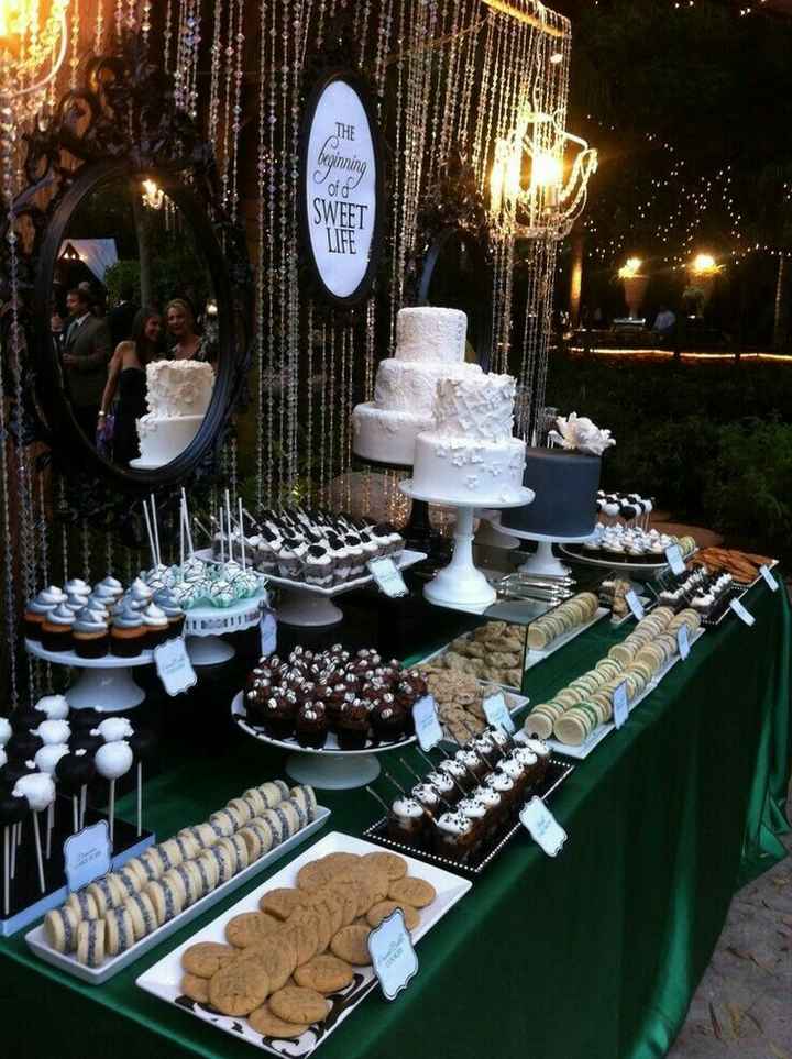 Mesa de dulces/postres - 1