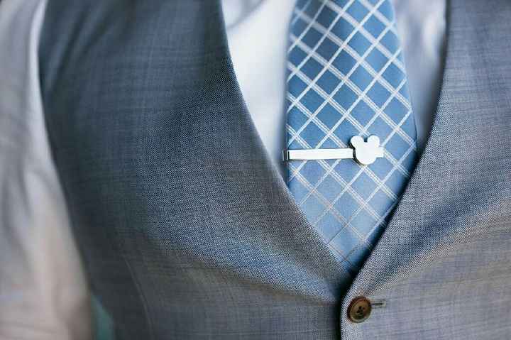 Disney weddings: groom's fashion - 1