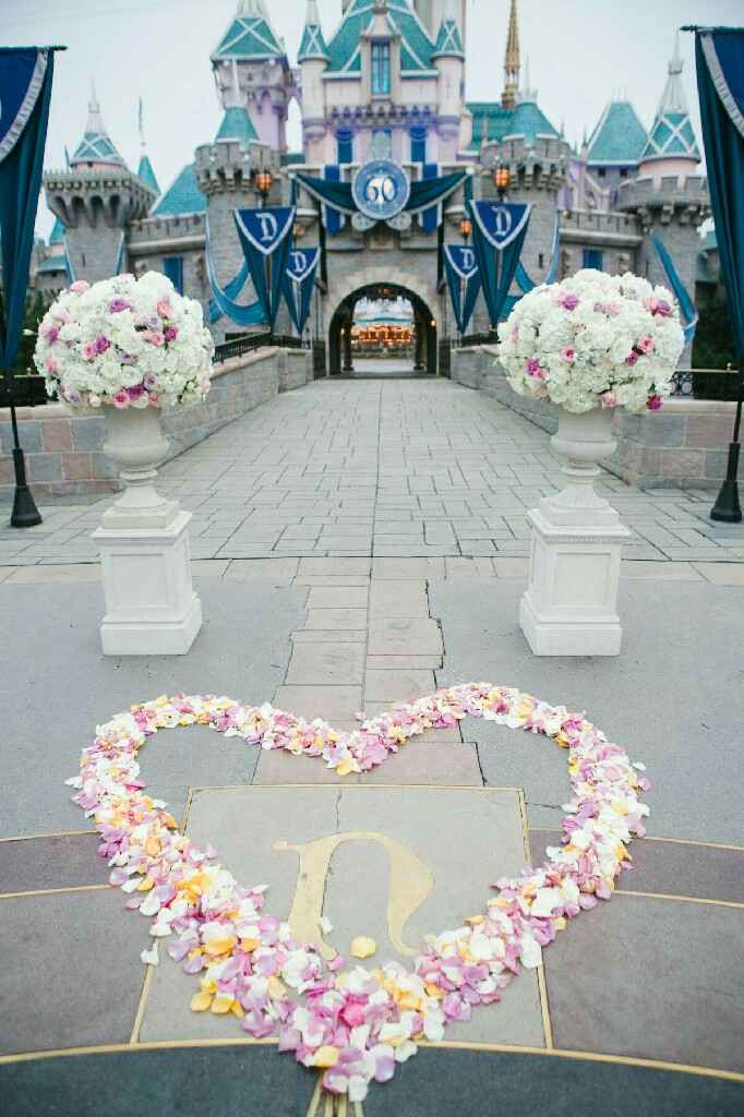 Disney weddings: decor - 5
