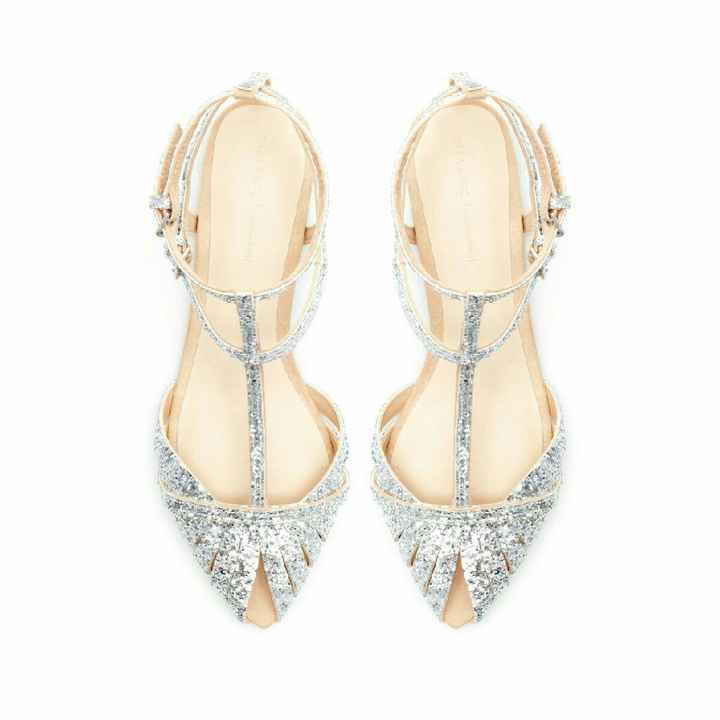 Buscando mis zapatos de boda. - 1