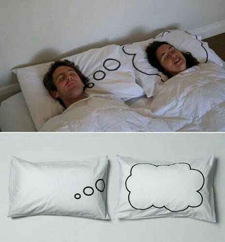 Almohadas para los recién casados. - 2
