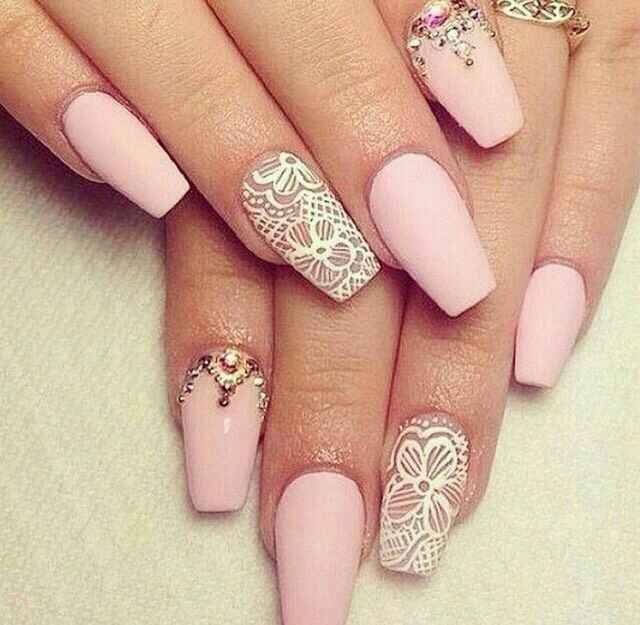 Ayuda con mis uñas - 8