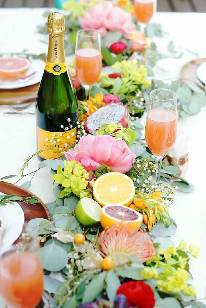Combinación de flores y frutas para centros de mesa. - 3