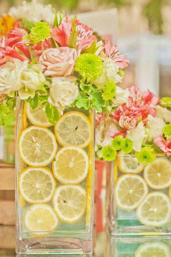 Combinación de flores y frutas para centros de mesa. - 10
