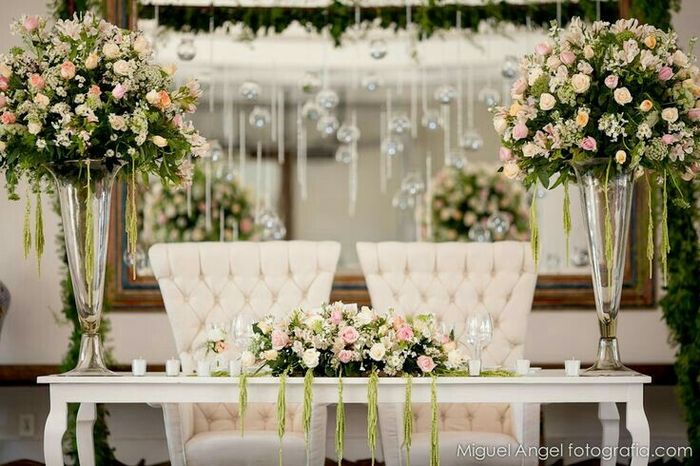 Mesa para los novios - 1