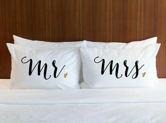 Almohadas para los recién casados. - 9