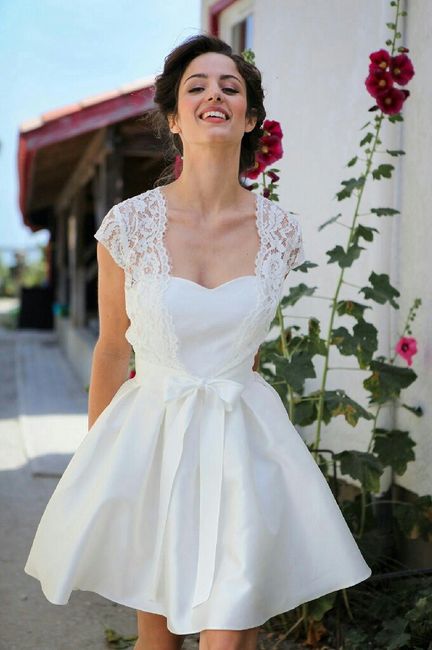 Ideas de vestidos para tu boda civil 25