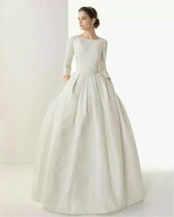 Me gustaria ver sus vestidos suban fotos.. - 1