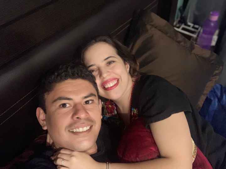 Reto con regalo: Sube una foto con tu pareja🎁 - 1