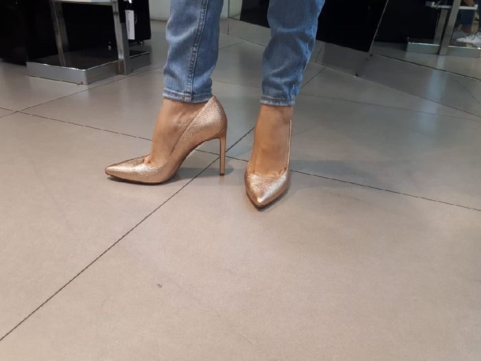 Mis zapatillas y tenis color rosa 😍 - 2