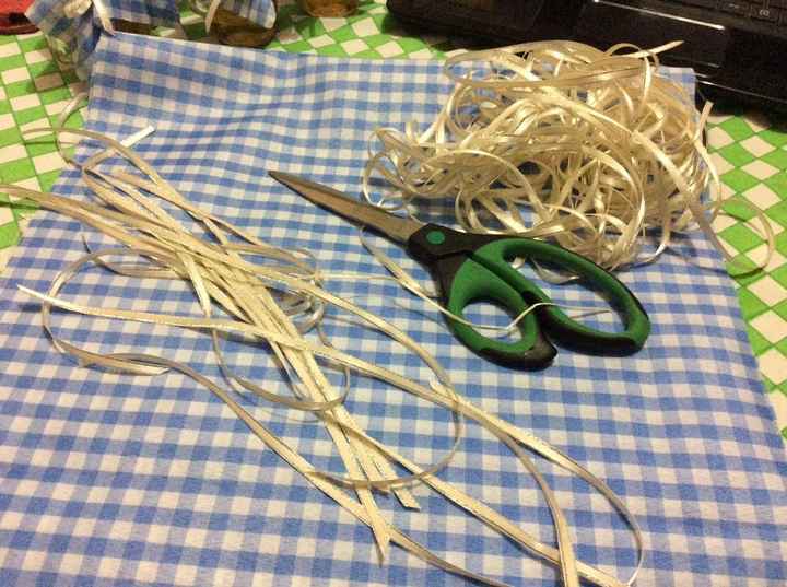 Listones y tijeras... 🎋🎀 ✂️ 💝