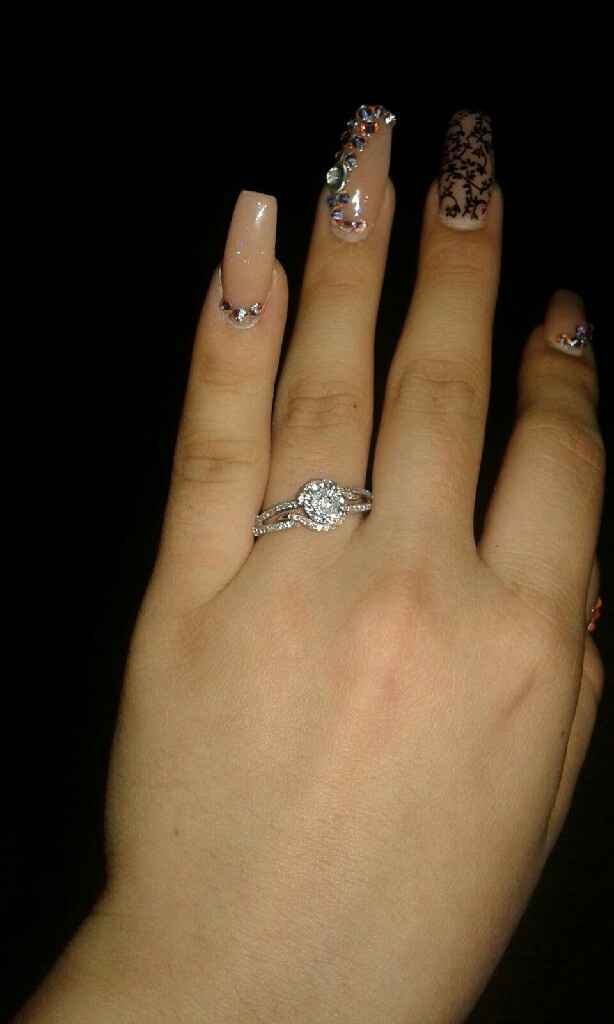 Mi anillo de compromiso reduccion con joyero.  soy una romantica. - 1