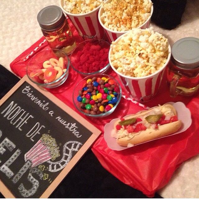 Hoy es viernes  de peliculas - 2