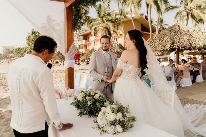 ¿Cómo fue tu vestido de novia? 👗 18