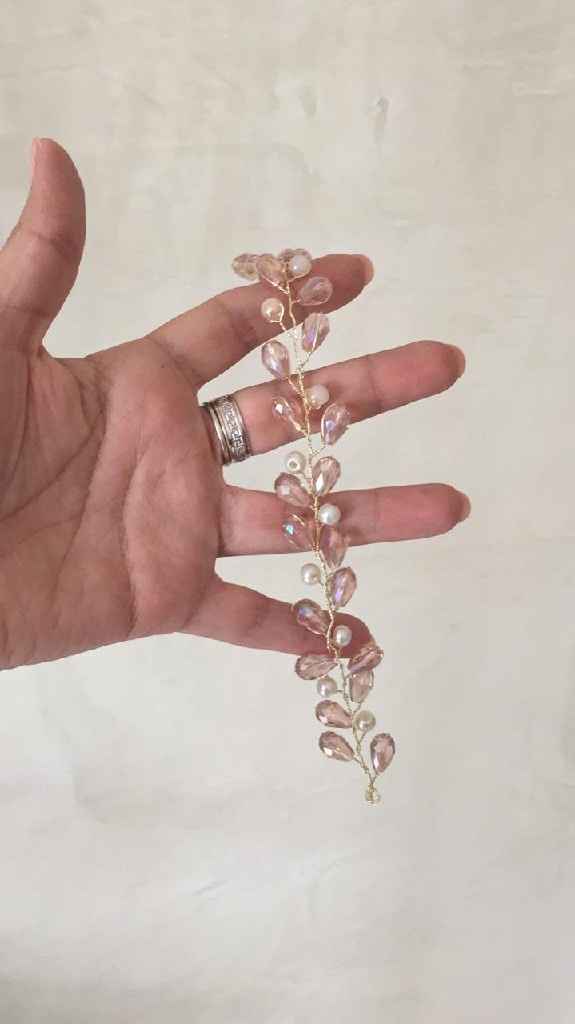 Comparte tu accesorio de pelo - 1