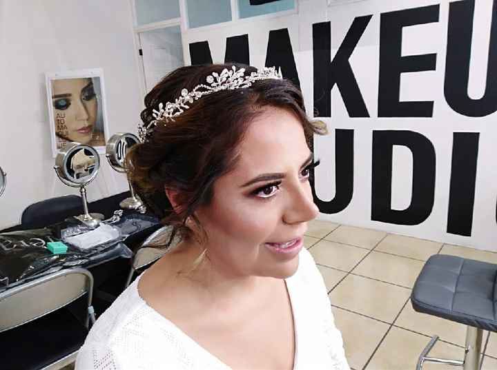 Prueba de maquillaje y peinado - 1