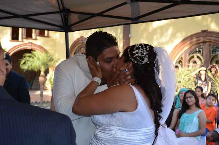 puedes besar a la novia