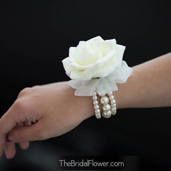 Brazalete de novia para boda civil 2