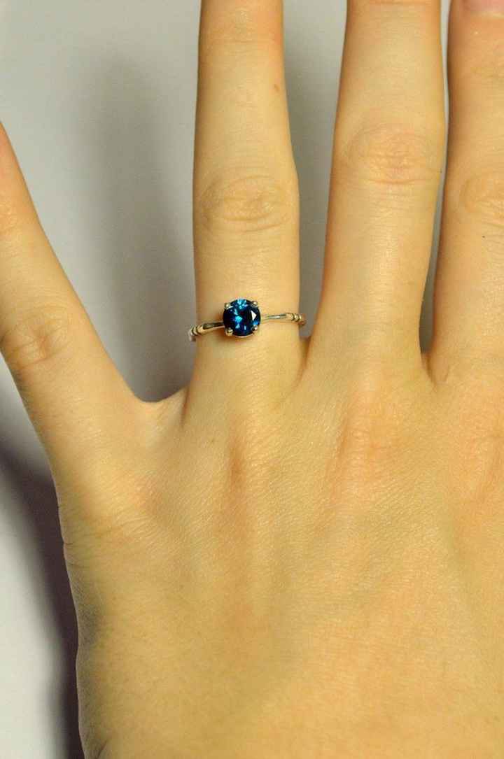 Mi anillo de compromiso Scarlett 1
