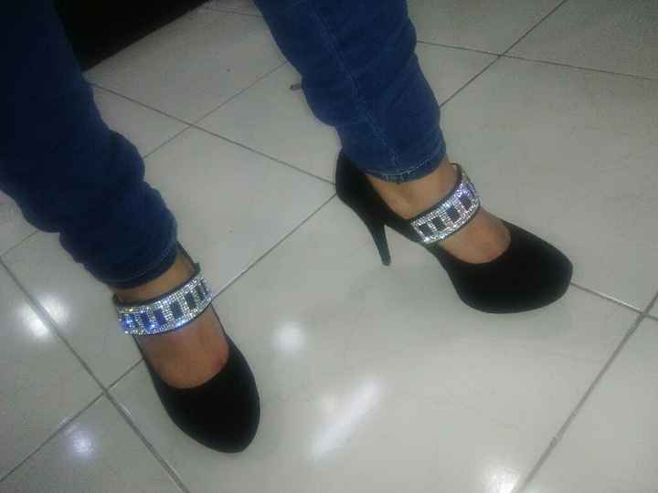 Enamorada de zapatillas - 1