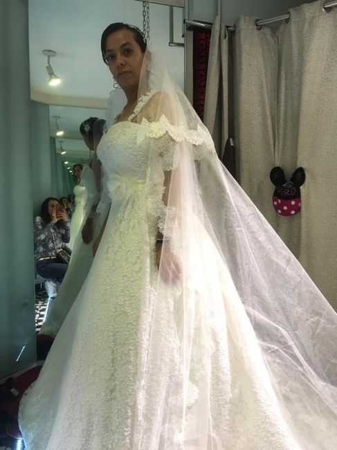 y ahora si así es mi vestido - 2