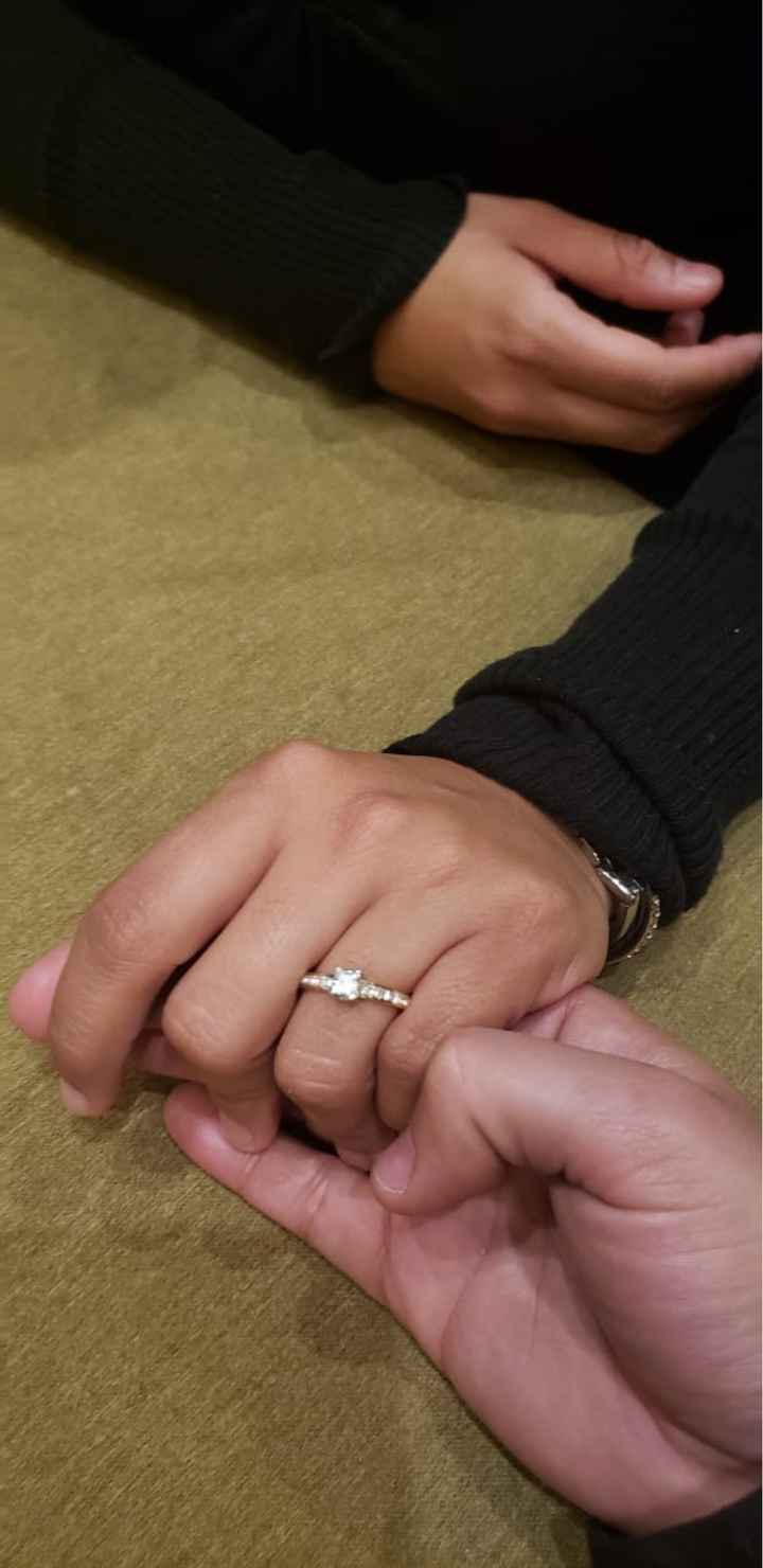 RETO EMOJI 💍 DESCRIBE tu pedida de mano en un emoji 💍 - 1