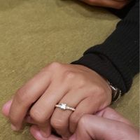 RETO EMOJI 💍 DESCRIBE tu pedida de mano en un emoji 💍 - 1