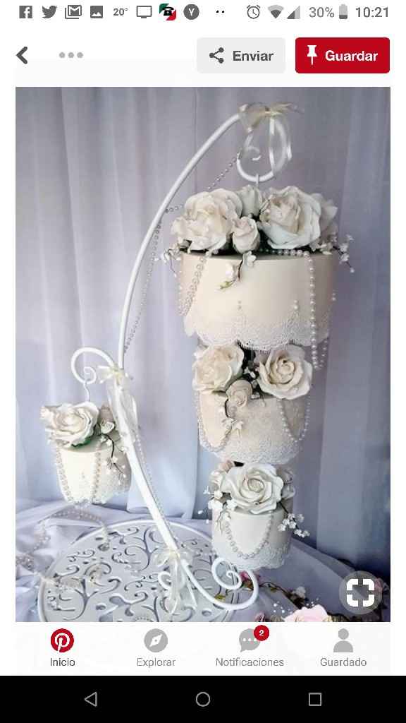 Hanging & Chandelier Wedding Cakes - 14