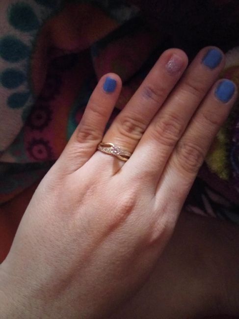  ¡presuman sus anillos con su manicure favorito! - 1