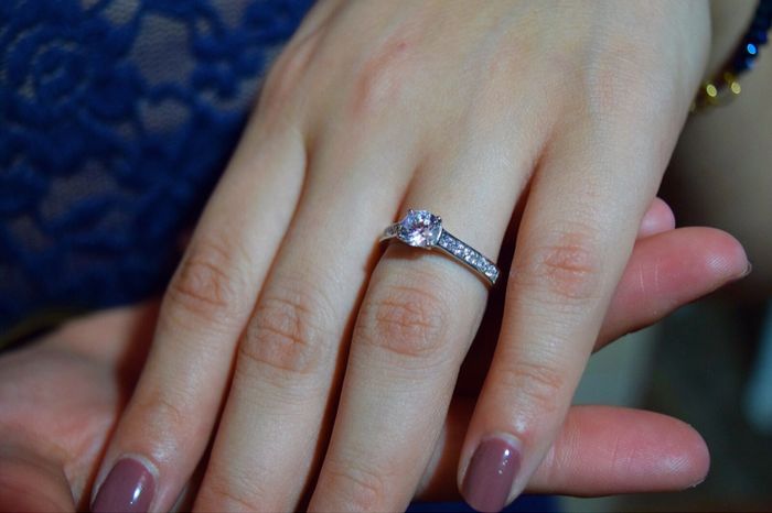 Fotos lindas con su anillo de compromiso - 2