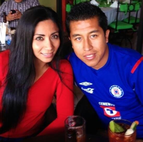 Fotos con sus prometidos!♥️ - 1