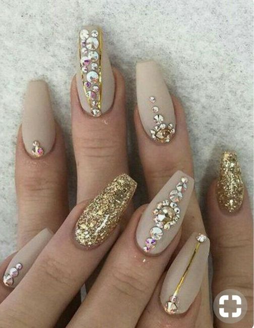 Uñas para el gran día 21