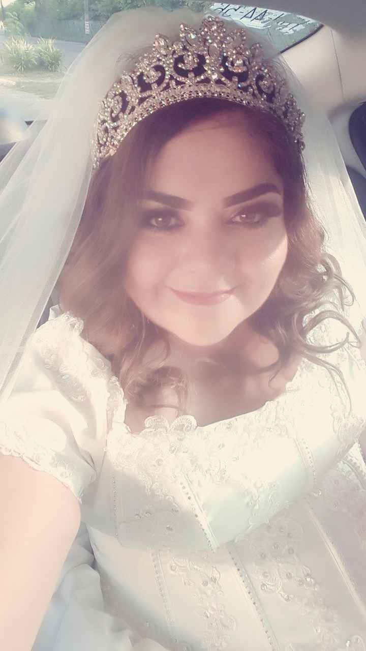 en camino a la iglesia