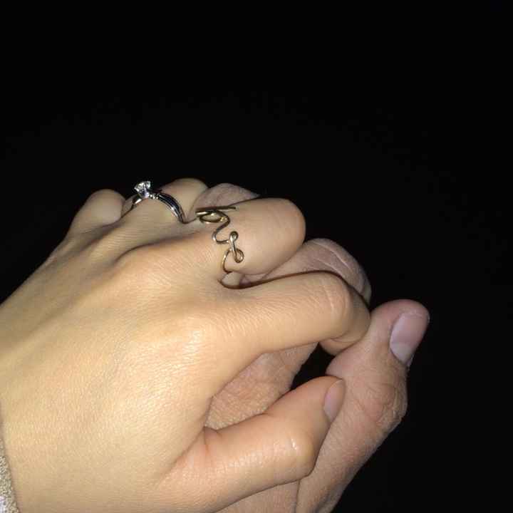 Presuman su anillo de compromiso!! - 1