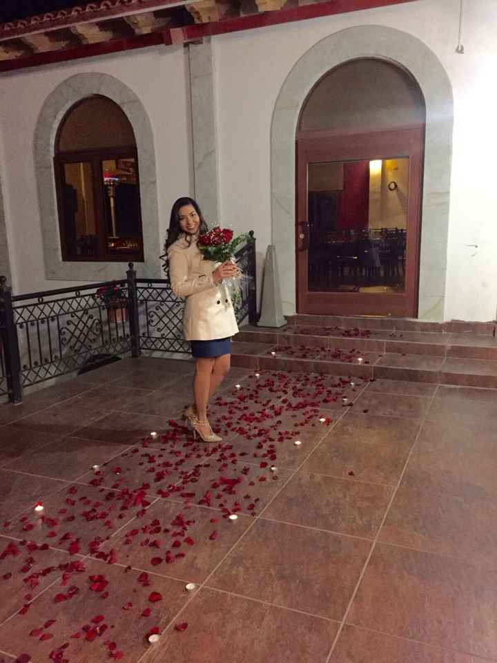 Su pedida de mano fue en ... - 2